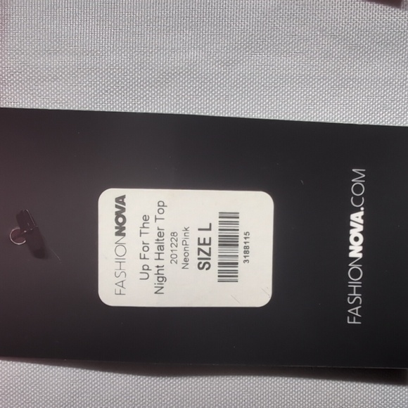 Fashion Nova Hot Pink Halter Top Size Large - Picture 3 of 5